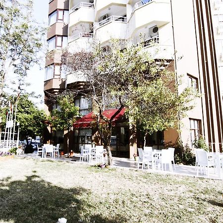 Grand Hotel Kurdoglu Kuşadası Buitenkant foto