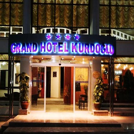 Grand Hotel Kurdoglu Kuşadası Buitenkant foto