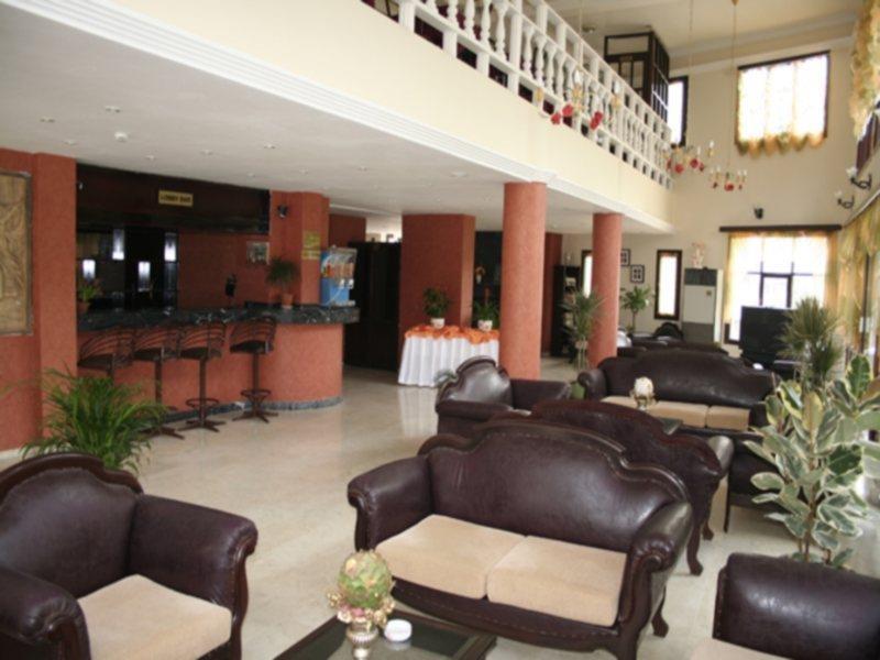Grand Hotel Kurdoglu Kuşadası Buitenkant foto