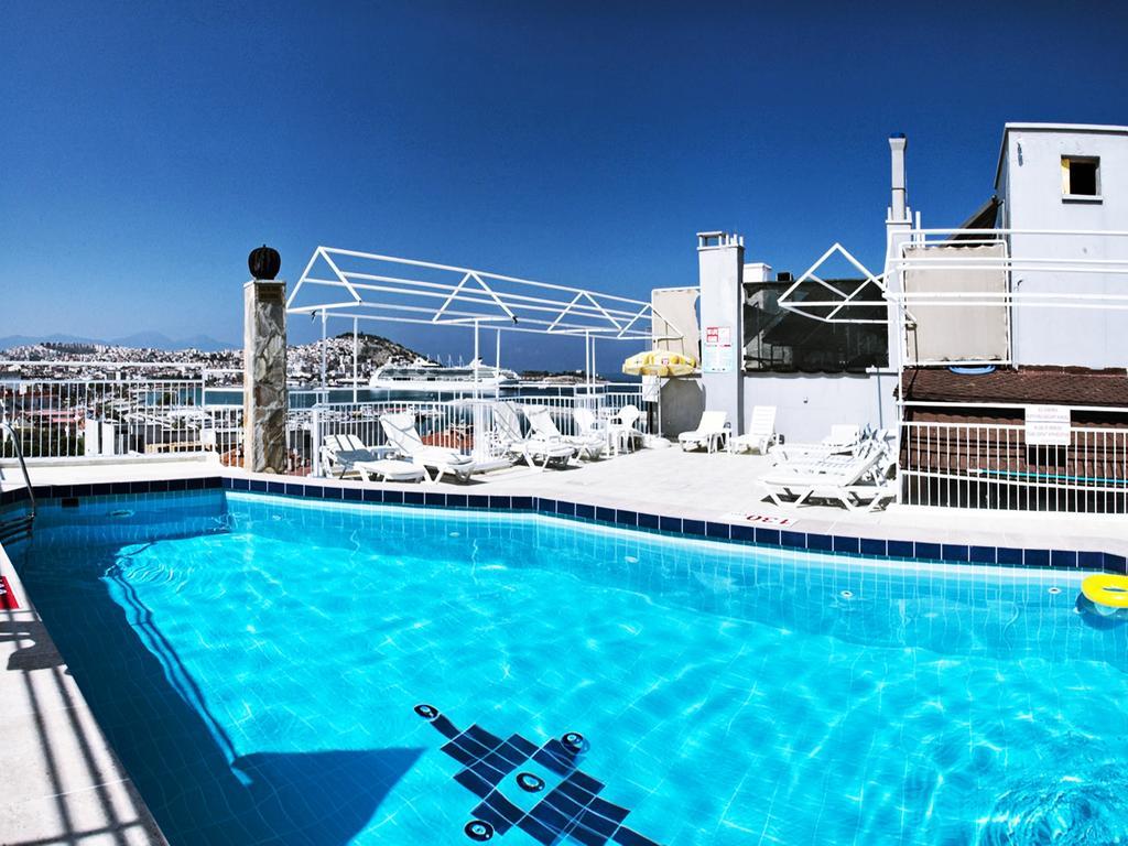 Grand Hotel Kurdoglu Kuşadası Buitenkant foto