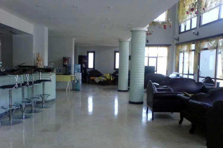 Grand Hotel Kurdoglu Kuşadası Buitenkant foto