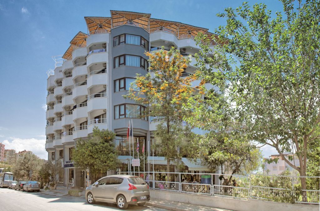 Grand Hotel Kurdoglu Kuşadası Buitenkant foto